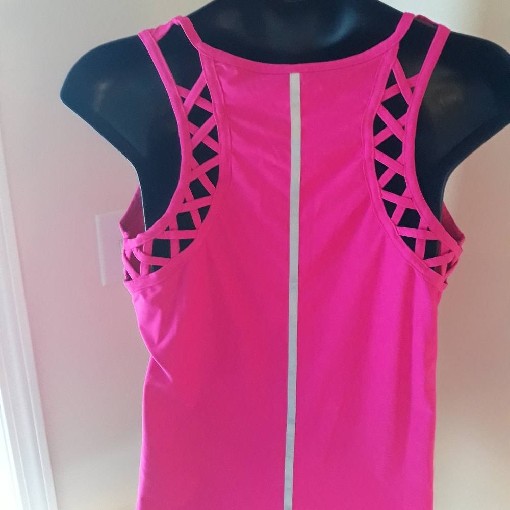 Bebe tank